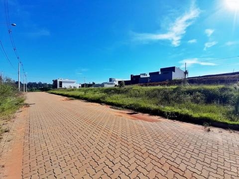 Terreno à venda em Montenegro, Porto dos Pereiras, com 275.3 m², Loteamento Residencial Porto Rico