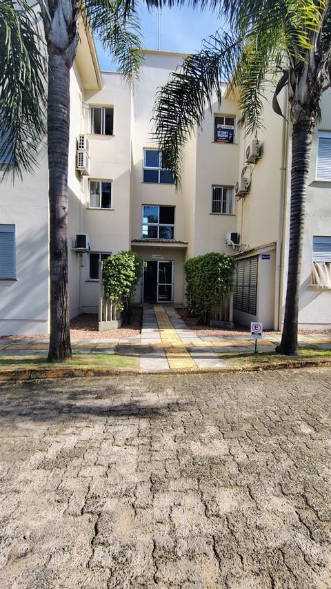 Apartamento à venda em Montenegro, Centro, com 3 quartos, com 58.04 m²